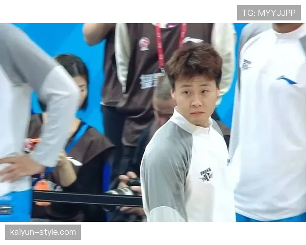 赵睿就社媒情绪化回复球迷评论致歉：作为职业球员不应发泄情绪